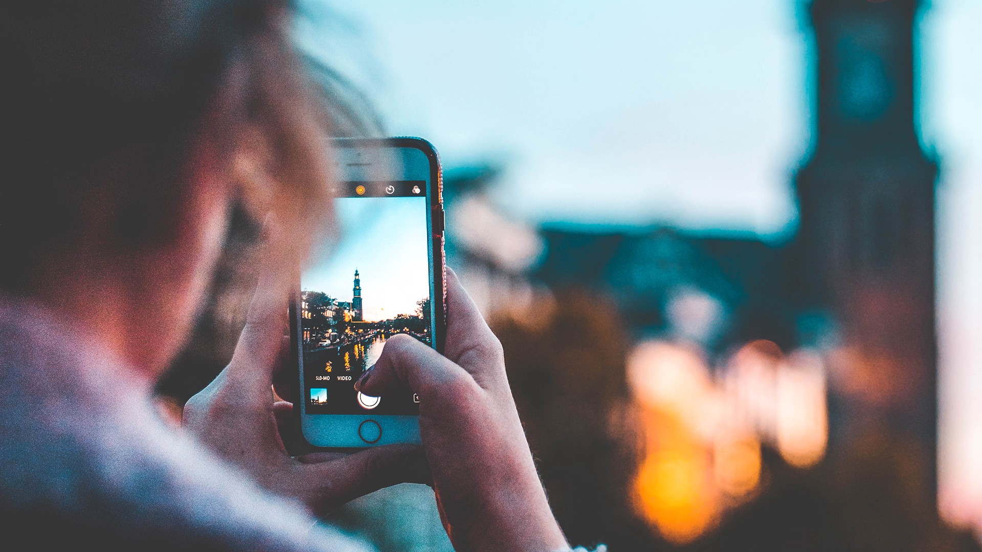 4 Tricks for Taking Better Pictures with Your Smartphone